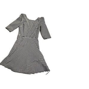 Black And Off White Stripped Illusions Flare Twirl  Pixley Dress Size Small
